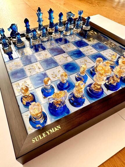 Premium Epoksi satranç tahtası, ışıklı çerçeveli